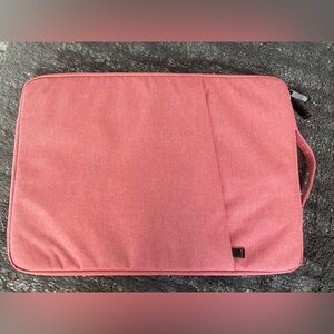 MUST BUNDLE Laptop Sleeve
